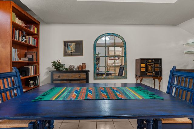 3081 Plaza Blanca, Santa Fe, NM 87507