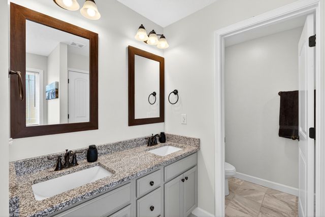 155 Double Creek Dr, Gaffney, SC 29341