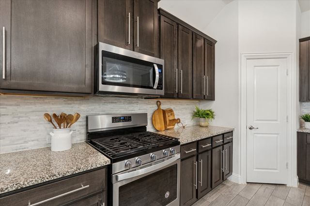 3005 Cerro Ranch Road, Aubrey, TX 76227