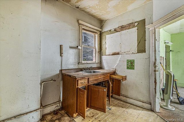 3541 100th Street, Corona, NY 11368