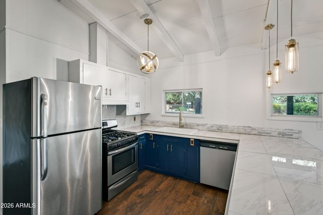 55 ROADRUNNER Lane, Sedona, AZ 86336