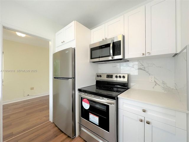 1920 Biarritz Dr 3, Miami Beach, FL 33141