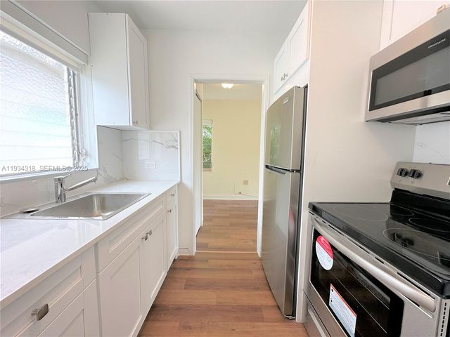 1920 Biarritz Dr 3, Miami Beach, FL 33141