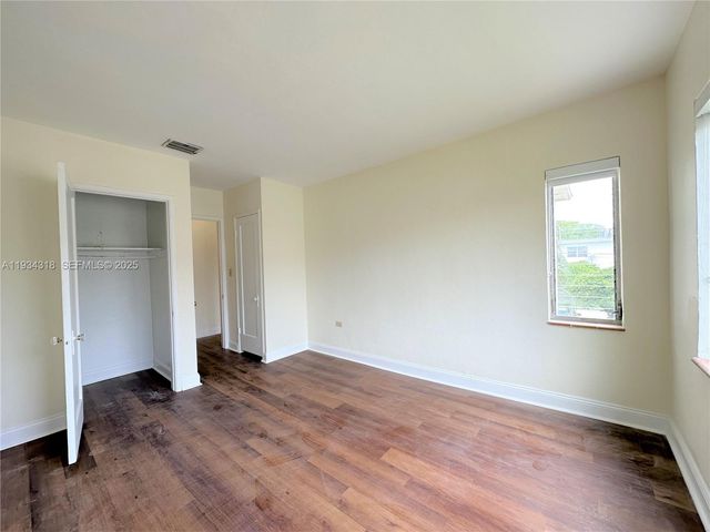 1920 Biarritz Dr 3, Miami Beach, FL 33141