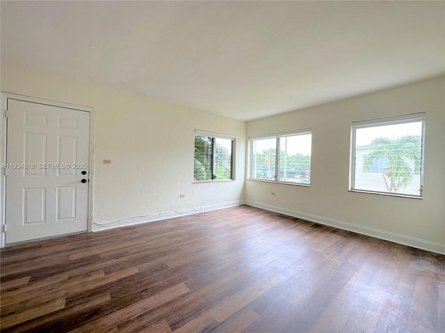 1920 Biarritz Dr 3, Miami Beach, FL 33141