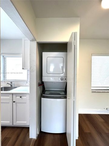 1920 Biarritz Dr 3, Miami Beach, FL 33141