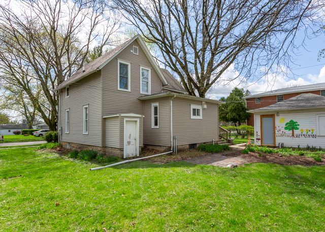 421 Prospect Street, Dekalb, IL 60115