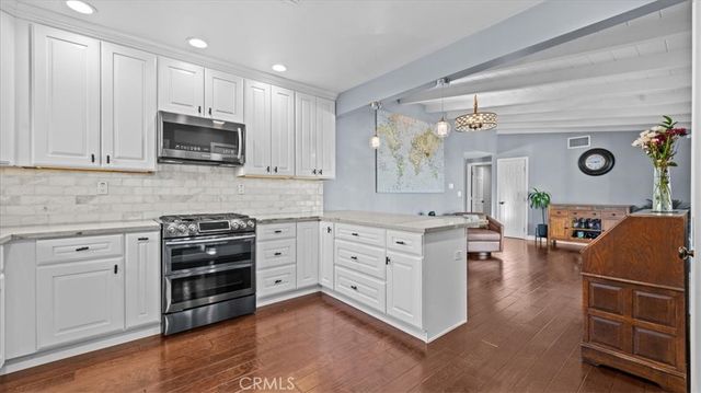 1782 N 2nd Avenue, Upland, CA 91784