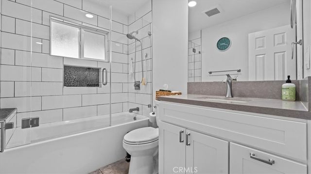 1782 N 2nd Avenue, Upland, CA 91784