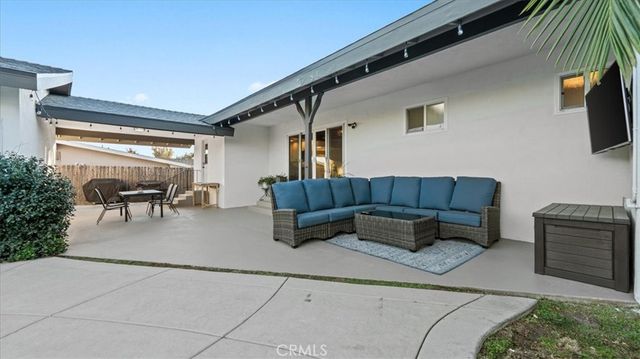 1782 N 2nd Avenue, Upland, CA 91784