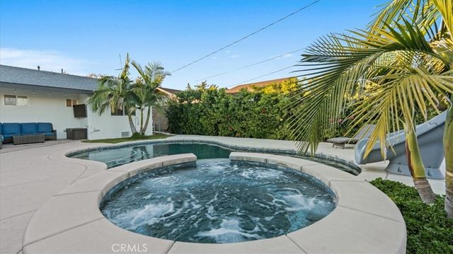 1782 N 2nd Avenue, Upland, CA 91784