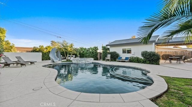 1782 N 2nd Avenue, Upland, CA 91784