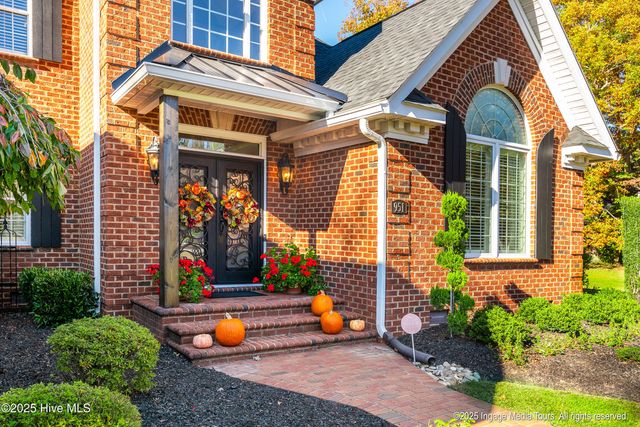 951 White Horse Drive, Greenville, NC 27834