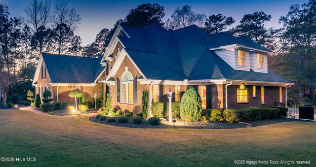 951 White Horse Drive, Greenville, NC 27834