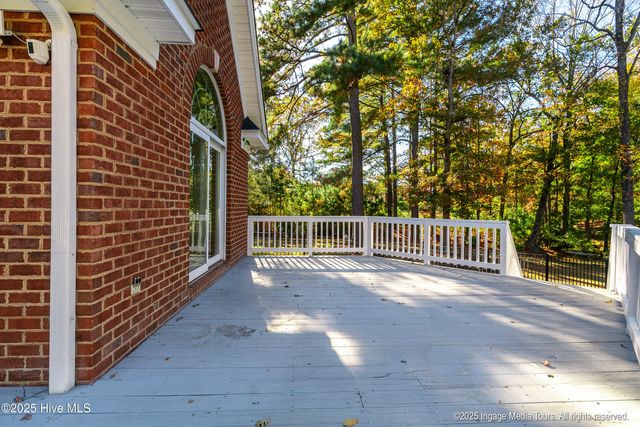 951 White Horse Drive, Greenville, NC 27834