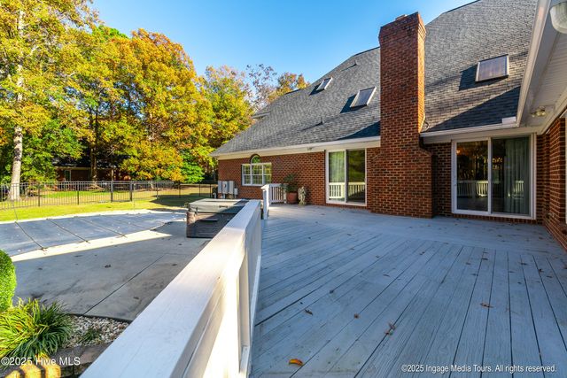 951 White Horse Drive, Greenville, NC 27834