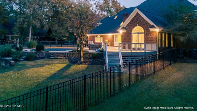 951 White Horse Drive, Greenville, NC 27834