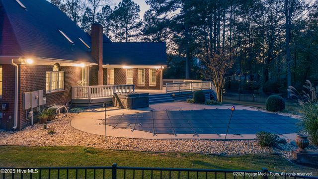 951 White Horse Drive, Greenville, NC 27834