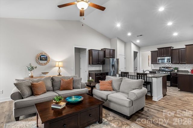 111 Allenton Way, Statesville, NC 28677