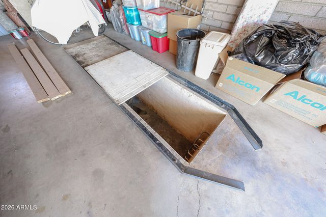 3039 E CHARTER OAK Road, Phoenix, AZ 85032