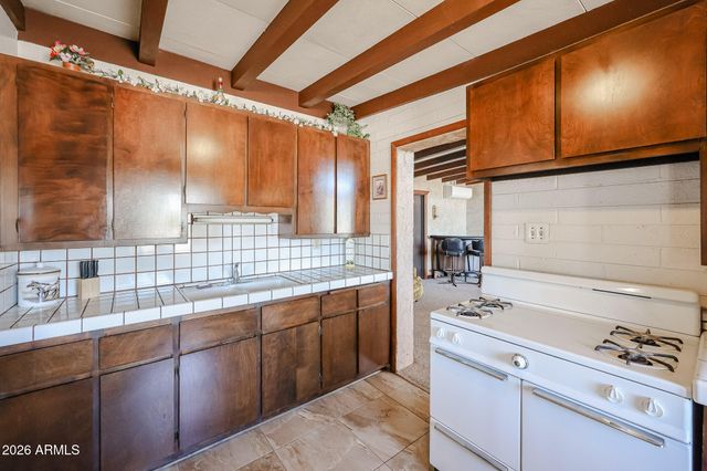 3039 E CHARTER OAK Road, Phoenix, AZ 85032