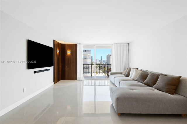 1501 S Ocean Drive 1005, Hollywood, FL 33019