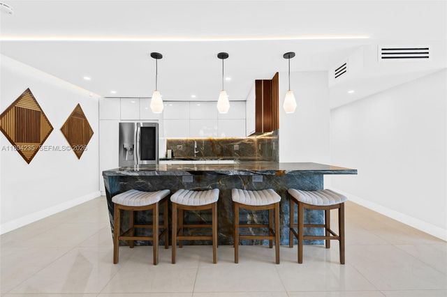1501 S Ocean Drive 1005, Hollywood, FL 33019