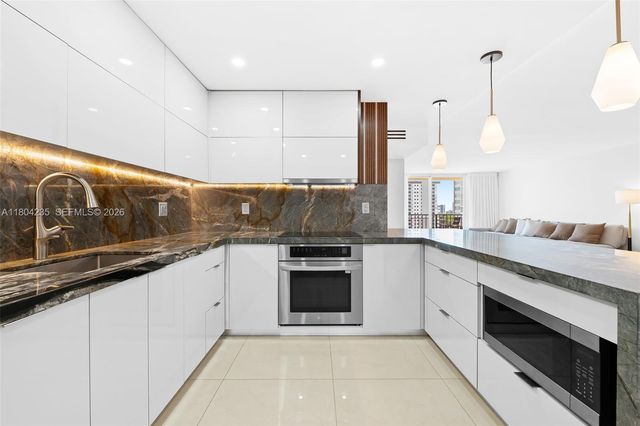 1501 S Ocean Drive 1005, Hollywood, FL 33019