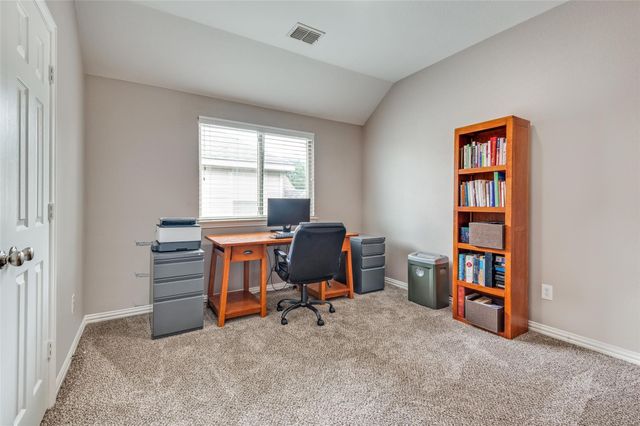 2720 Cove Drive, Grand Prairie, TX 75054