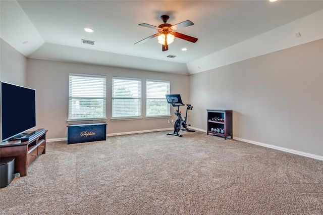 2720 Cove Drive, Grand Prairie, TX 75054