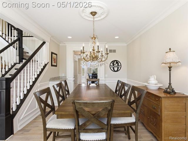 1450 Greythorne Drive, Lake Orion, MI 48359