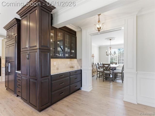 1450 Greythorne Drive, Lake Orion, MI 48359