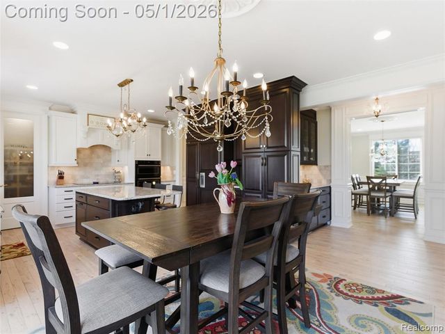 1450 Greythorne Drive, Lake Orion, MI 48359