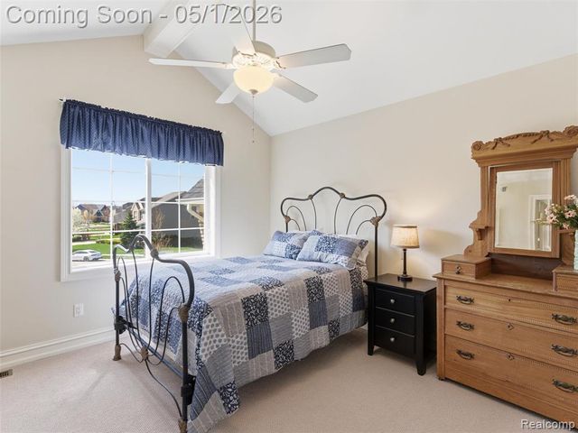 1450 Greythorne Drive, Lake Orion, MI 48359