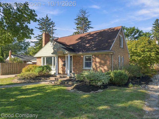 724 S Gainsborough Avenue, Royal Oak, MI 48067