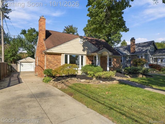 724 S Gainsborough Avenue, Royal Oak, MI 48067