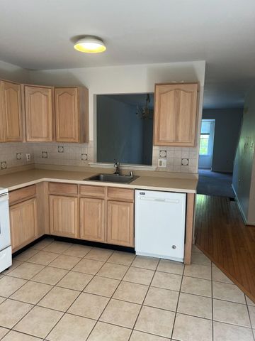 120 CLOVER CT, Newark, DE 19711