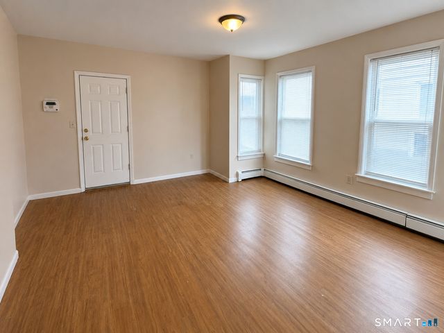 13 Armstrong Place, Bridgeport, CT 06608