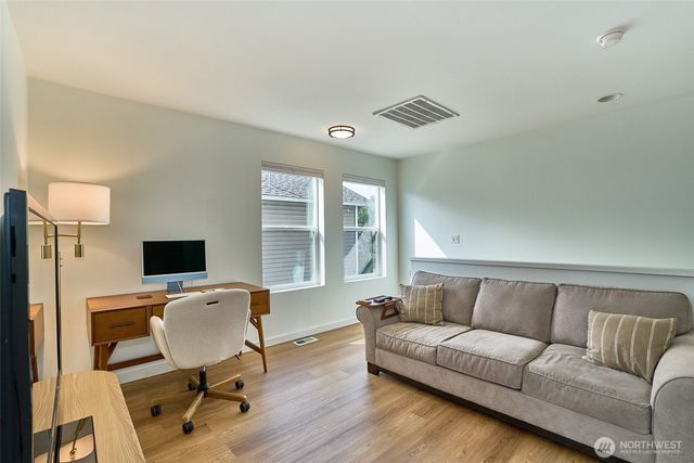 21636 SE 298th Pl, Kent, WA 98042