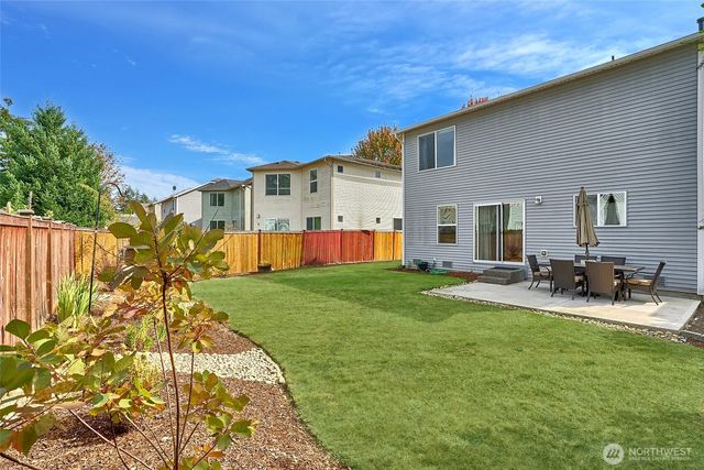 21636 SE 298th Pl, Kent, WA 98042