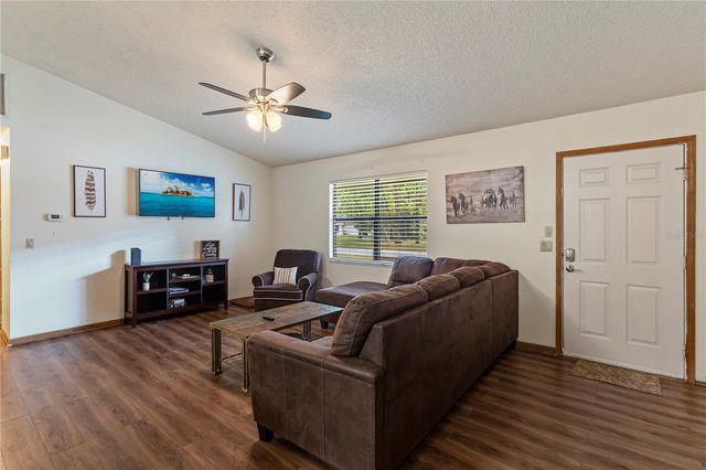 6915 NW 60TH STREET ROAD, Ocala, FL 34482