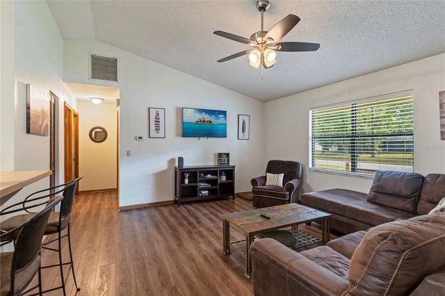 6915 NW 60TH STREET ROAD, Ocala, FL 34482