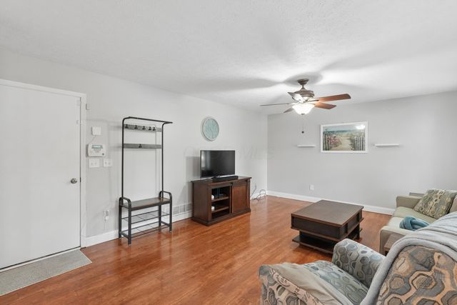 470 Pruden Drive, Pickerington, OH 43147