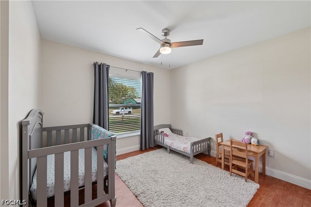 241 SW 34th TER, Cape Coral, FL 33914