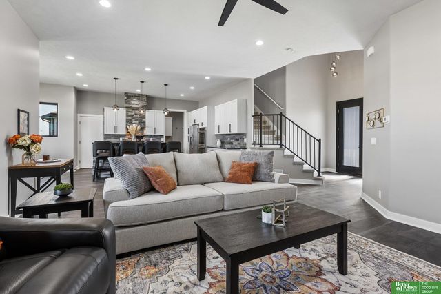 11663 S 123rd Avenue, Papillion, NE 68046