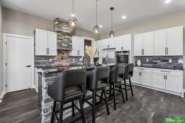 11663 S 123rd Avenue, Papillion, NE 68046