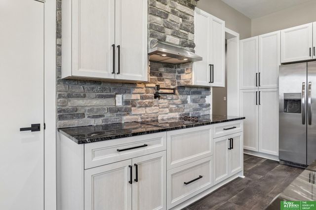 11663 S 123rd Avenue, Papillion, NE 68046