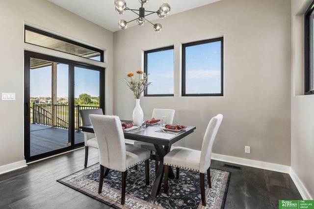 11663 S 123rd Avenue, Papillion, NE 68046