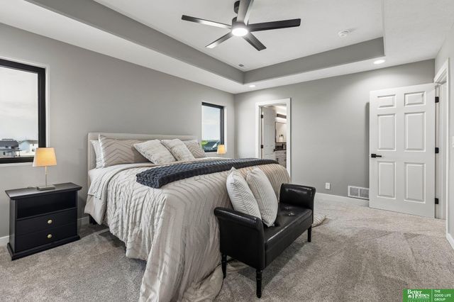 11663 S 123rd Avenue, Papillion, NE 68046