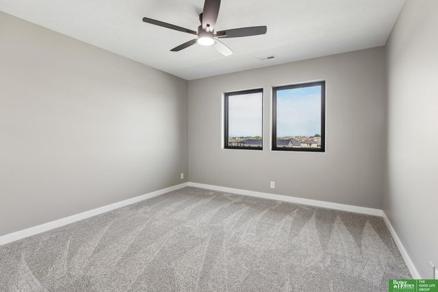 11663 S 123rd Avenue, Papillion, NE 68046